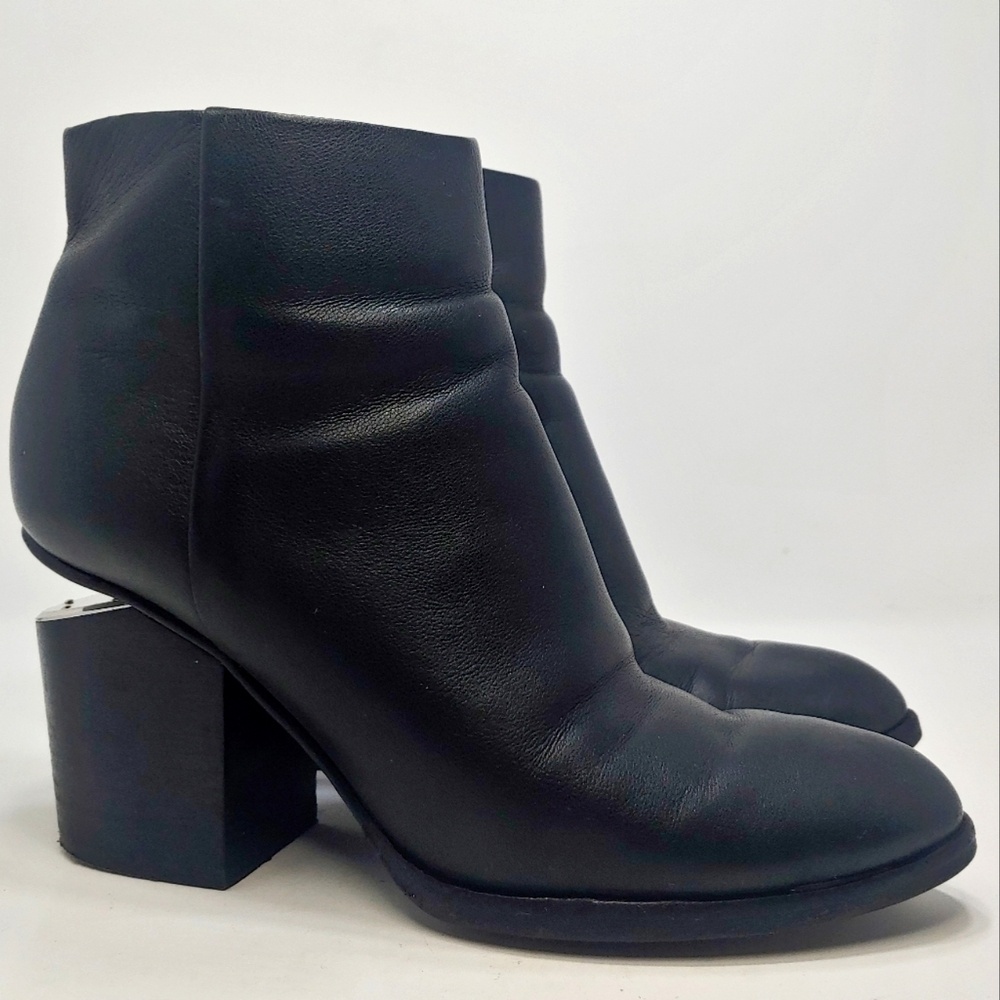 ALEXANDER WANG Gabi Black Leather Ankle Boots Almond Toe Block Cut Out Heel‎ 36